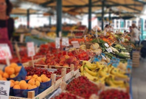 On the Fruit Market