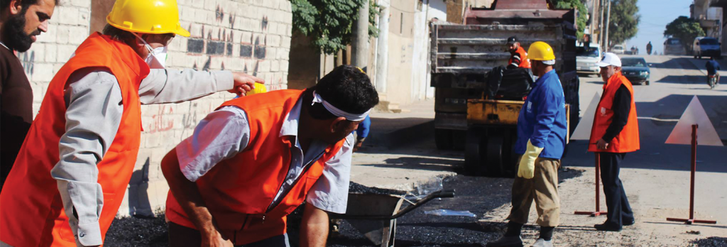 Saraqib Local Council repairs city roads.