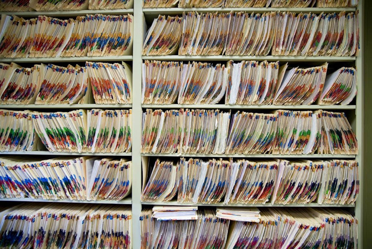 Shelves Stacked With Medicines Stock Photo - Download Image Now - Medicine,  Shelf, Healthcare And Medicine - iStock