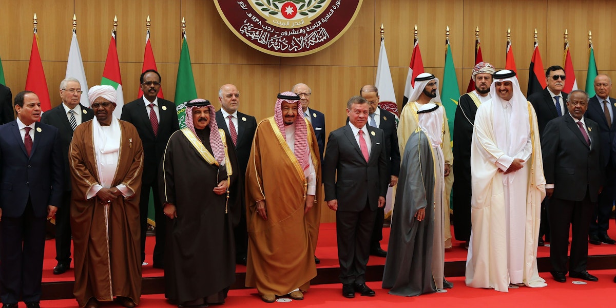 DEAD SEA, JORDAN- MARCH 29: Arab leaders pose for a group photo during the Arab League summit in the Jordanian Dead Sea resort of Sweymah, Jordan, March 29, 2017. Arab leaders are set to meet in Jordan for their annual summit with no expected breakthrough on resolving conflicts or 'terrorism' in the region. ( Photo by Jordan Pix/ Getty Images)