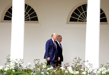 WASHINGTON, DC - SEPTEMBER 15:  Prime Minister of Israel Benjamin Netanyahu and U.S. President Donald Trump walk through the West Wing Colonnade prior to the signing ceremony of the Abraham Accords on the South Lawn of the White House on September 15, 2020 in Washington, DC. Witnessed by President Trump, Prime Minister Netanyahu signed a peace deal with the UAE and a declaration of intent to make peace with Bahrain. (Photo by Alex Wong/Getty Images)