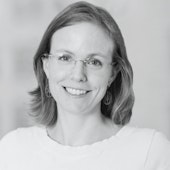 Read more about Elisa Minoff