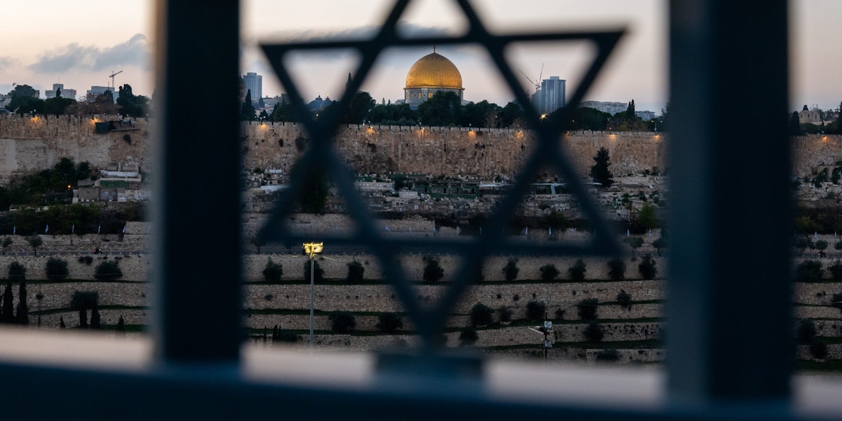 JERUSALEM - DECEMBER 06: The Temple Mount/Al-Aqsa Mosque compound stands in the Old City in Jerusalem on December 06, 2023 in Jerusalem. Israel and Hamas have resumed fighting after the end of a weeklong ceasefire last week, with Israel launching an expanded ground operation and aerial campaign in southern Gaza. Meanwhile, Hamas has remained able to fire rockets into Israel, although many are intercepted by the country's Iron Dome missile defense system. (Photo by Spencer Platt/Getty Images)